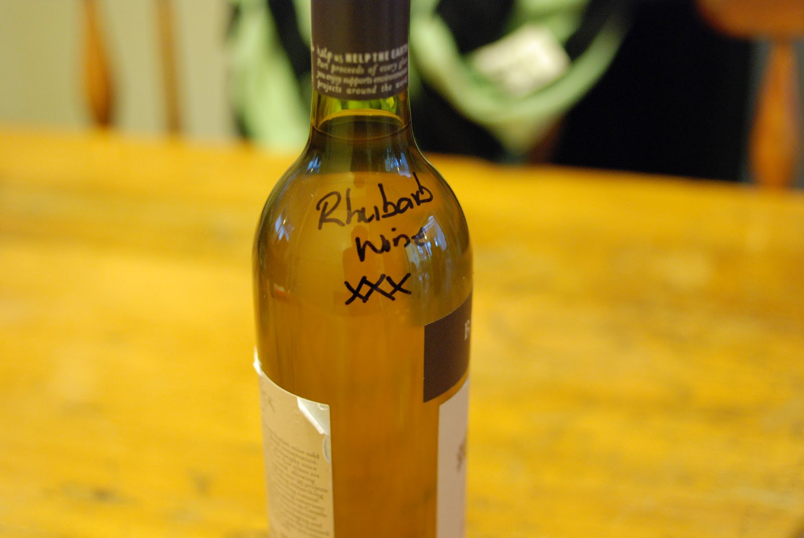 rhubarb wine.jpg